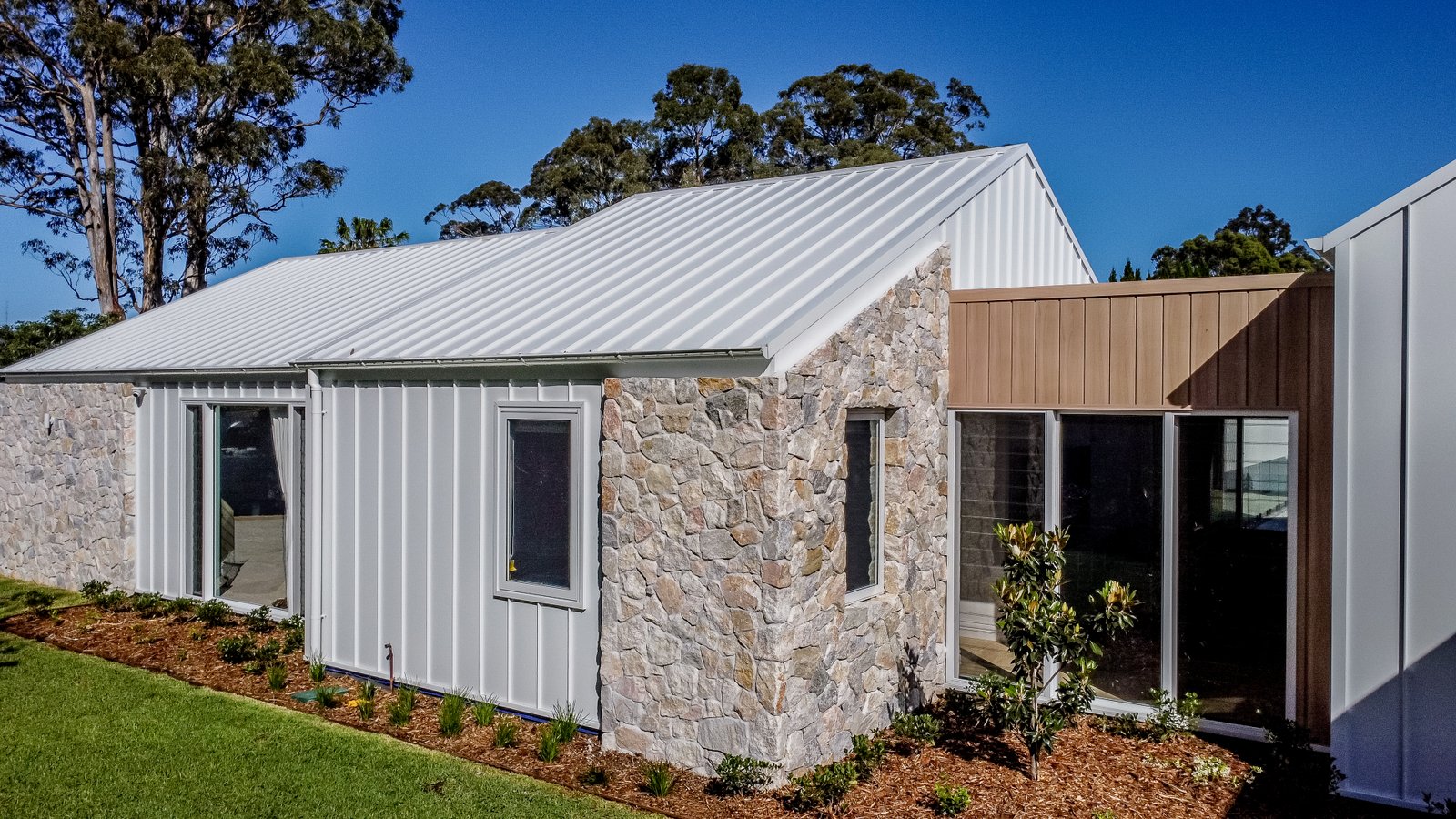 5 Star Roofing - Professional roofing services